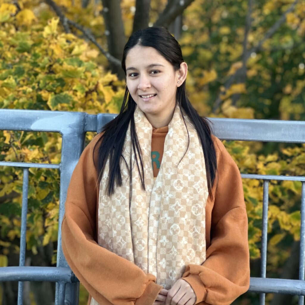 IMG_0304-Susmita-Chand-Cropped-1024x1024